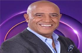 أشرف عبد الباقي يحصد جائزة الإبداع بمهرجان همسة
